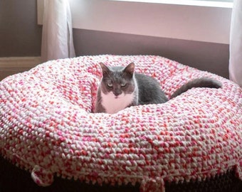 Crochet Cat-Dog Bed pattern-skill easy Cat or small Dog dream of treats-Crochet cat Pattern Yum Pet Doughnut Treat Bed-soft chenille yarn