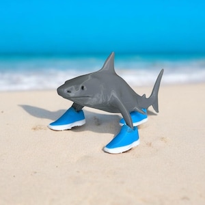 Tralalero Tralala Meme Shark Figurine Collectible, 3D Printed Tralalero Tralala Desk Decor, Internet Meme Collectible, Gift for Shark Lovers