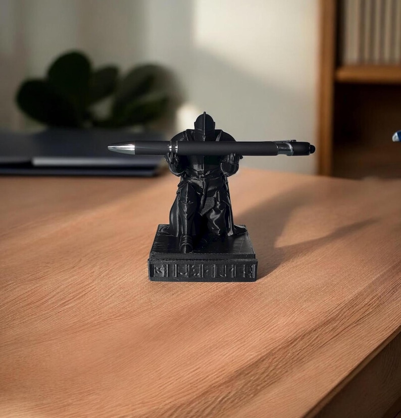 Portalápices de caballero, bolígrafo grabado personalizado, decoración de escritorio para gamers Negro