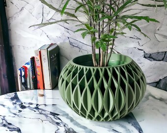Planter Pot with Drainage, Modern Planter Pots, 3D printed, Home and Office Decor