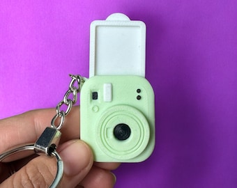 Customizable Mini Camera Keychain with Your Favorite Photo | Personalized Gift for Photography Lovers | Perfect Keepsake & Accessory