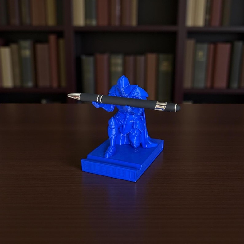 Portalápices de caballero, bolígrafo grabado personalizado, decoración de escritorio para gamers Azul