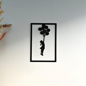 Decoración de pared minimalista - Chica en globo volador - Arte mural callejero de Banksy - Idea de regalo original - Fabricado en Francia