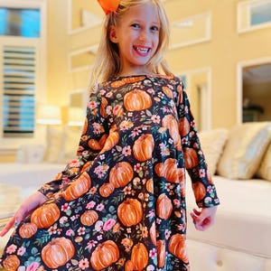 Girls fall dress, fall outfits for girls, girls halloween dress, girls Halloween outfit, parks Halloween outfit, pumpkin outfit for girls