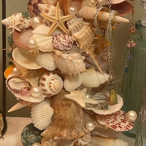 custom seashell jewelry stand/ jewelry holder
