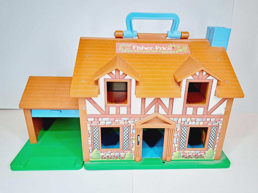 Vintage Fisher Price Family Play House 952 HOUSE ONLY Little People ...