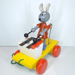 木琴木製牽引車 70 年代チェコスロバキア製のネズミのおもちゃ、ビンテージおもちゃ、コレクターおもちゃ