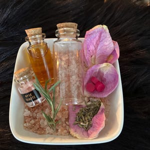 Self Love Mini Spell Kit | Witchcraft Supplies | Witch Bottle | Candle Magick | Manifestation Bottle
