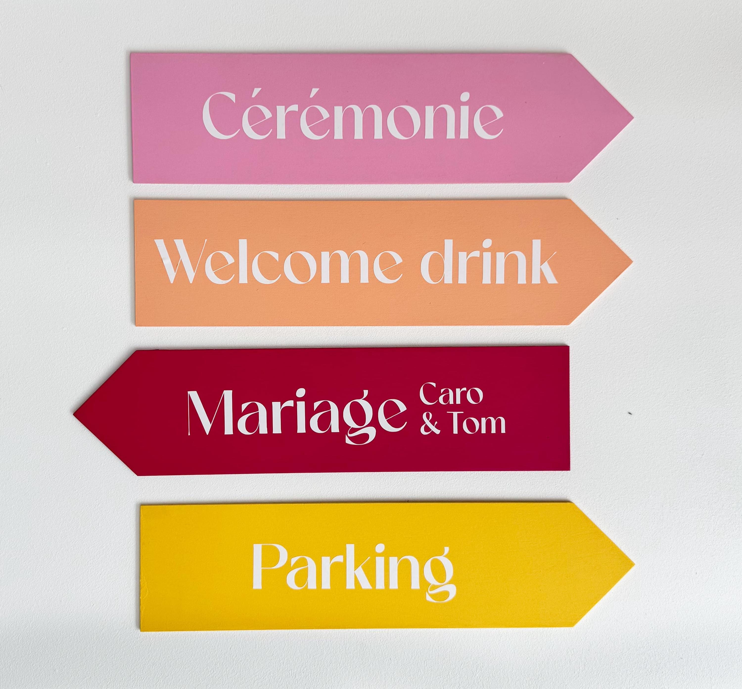 Flèches directionnelles personnalisées pour mariage en bois