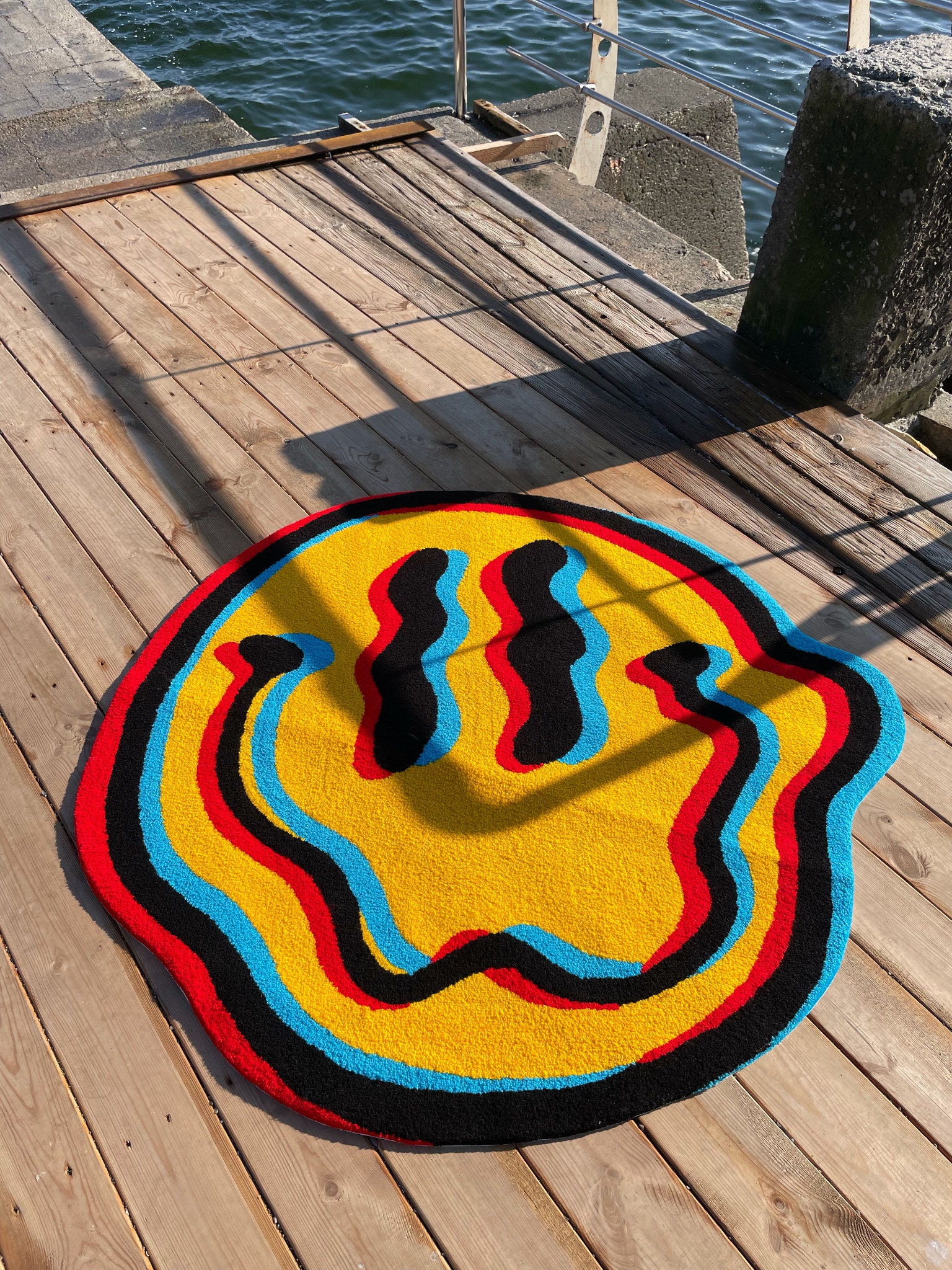 Abstract Smile Rug: Trippy Living Room Decor Carpet - Etsy