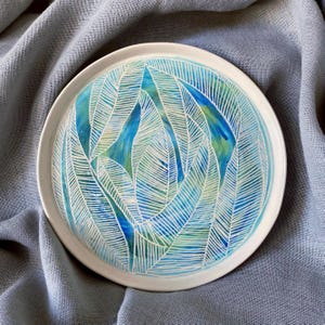 Sgraffito Plate: Ceramic Serving Platter, Hosting Platter, Pottery Wall Art, Decorative Display Plate