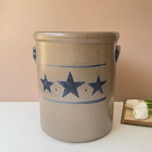 Rowe Pottery 2007 3-Sterne-Steinguttopf, grau, salzglasiert, 2 Gallonen | Rustikaler Landhausstil
