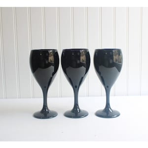 Vintage Amethyst Dark Purple Wine Glasses Set of 3 Pair Gothic | Purple Black Glass