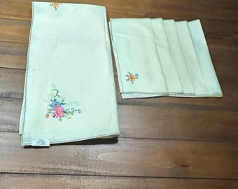 Vintage Square Floral Cross Stitch Tablecloth and 5 Napkins 31" x 31" | Overlay Embroidery