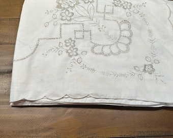 Vintage Linen Cutwork Floral Embroidered Rectangular Tablecloth 70" x 84" | Cream Taupe