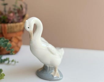 確認用　BONE CHINA JAPAN ミニ置物 Vintage Miniature Skunk Family Figurines Bone China Made in Japan