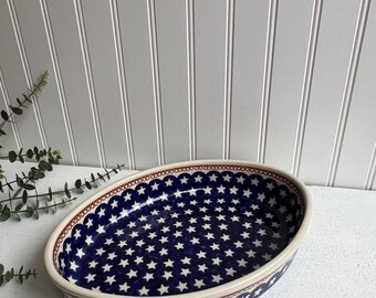 Boleslawiec Polish pottery casserole baking dish pan Oval Blue Star Print Red Trim
