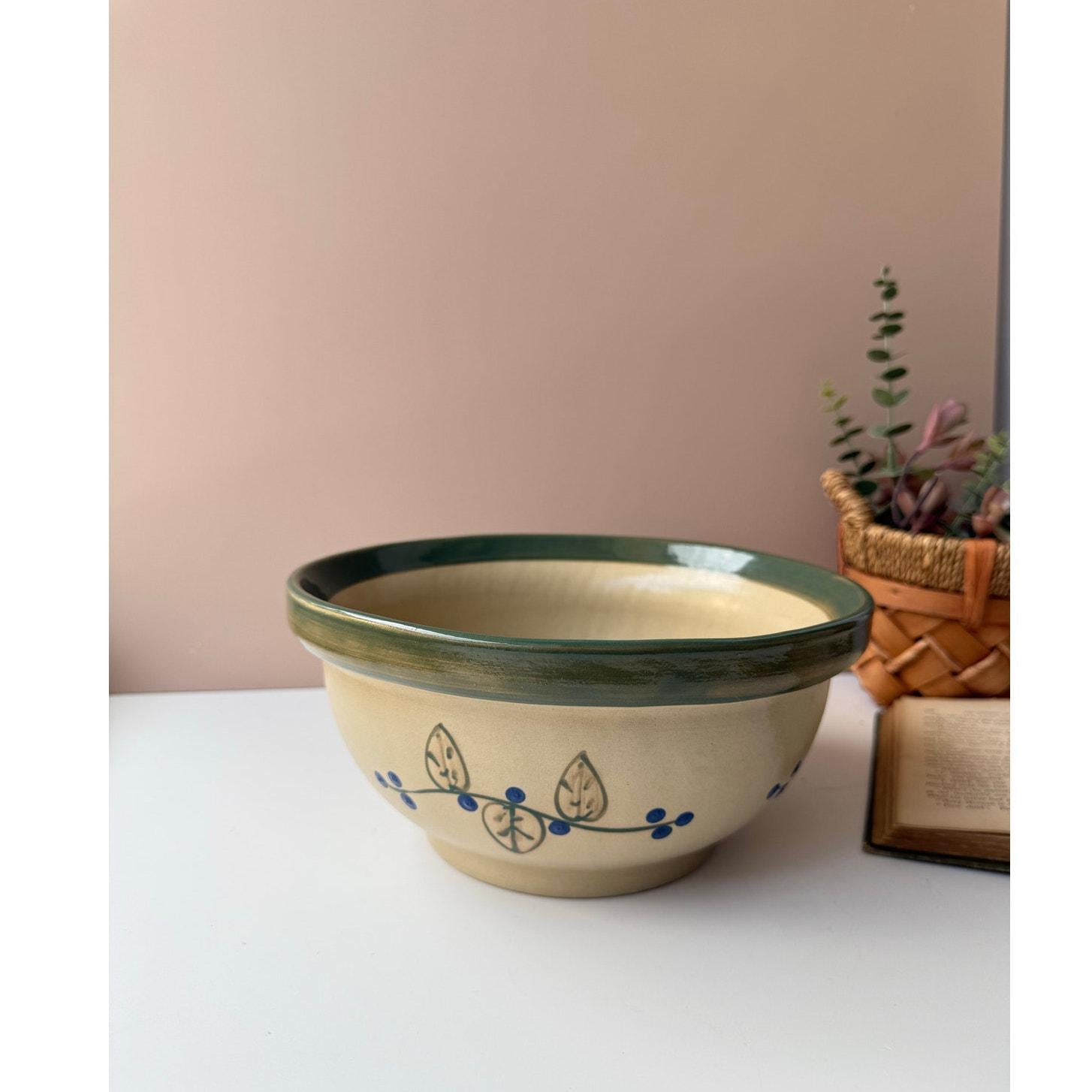 Beaumont Brothers Pottery Bowl - Etsy