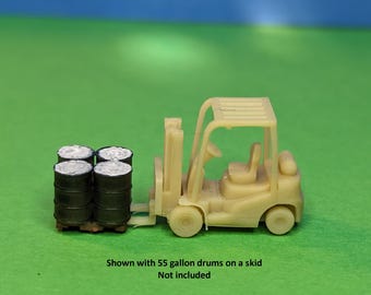 N Scale (1)Fork Truck with Propane Storage | Whistle Stop Models | 1/160