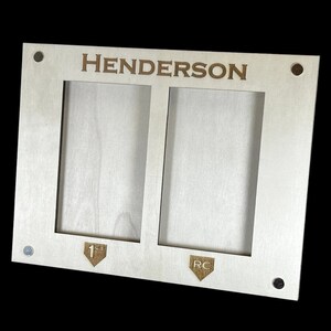 Présentoir iWoodMD personnalisé gravé pour cartes graduées PSA - 2 cartes (avec Henderson - RC/1er) - montrez la carte Gunnar Henderson PSA 10 Rookie 1er Bowman