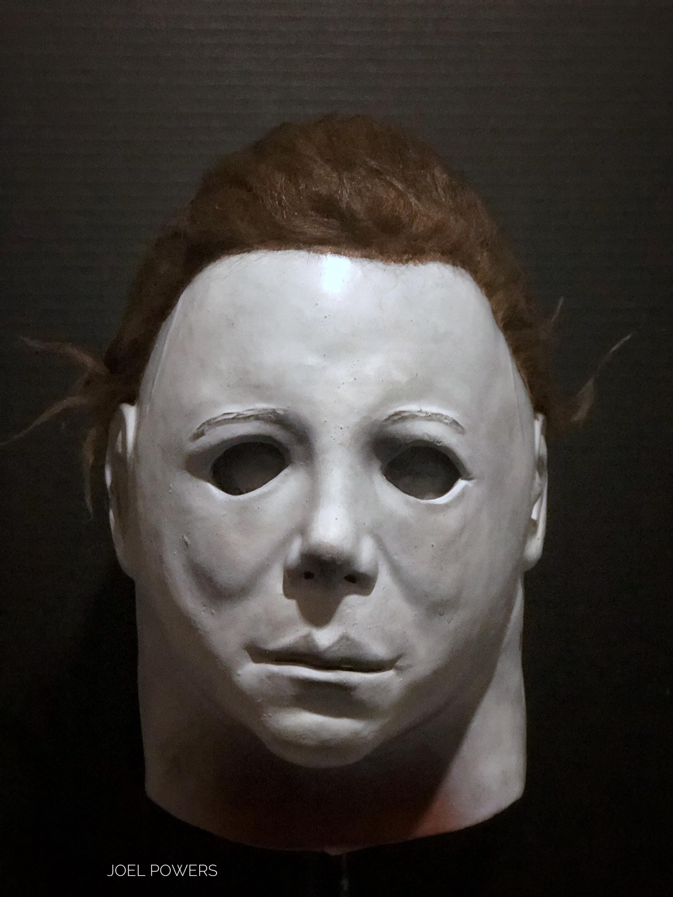 Michael Myers Halloween 1978 H1 Mask Replica: the Nemesis - Hand