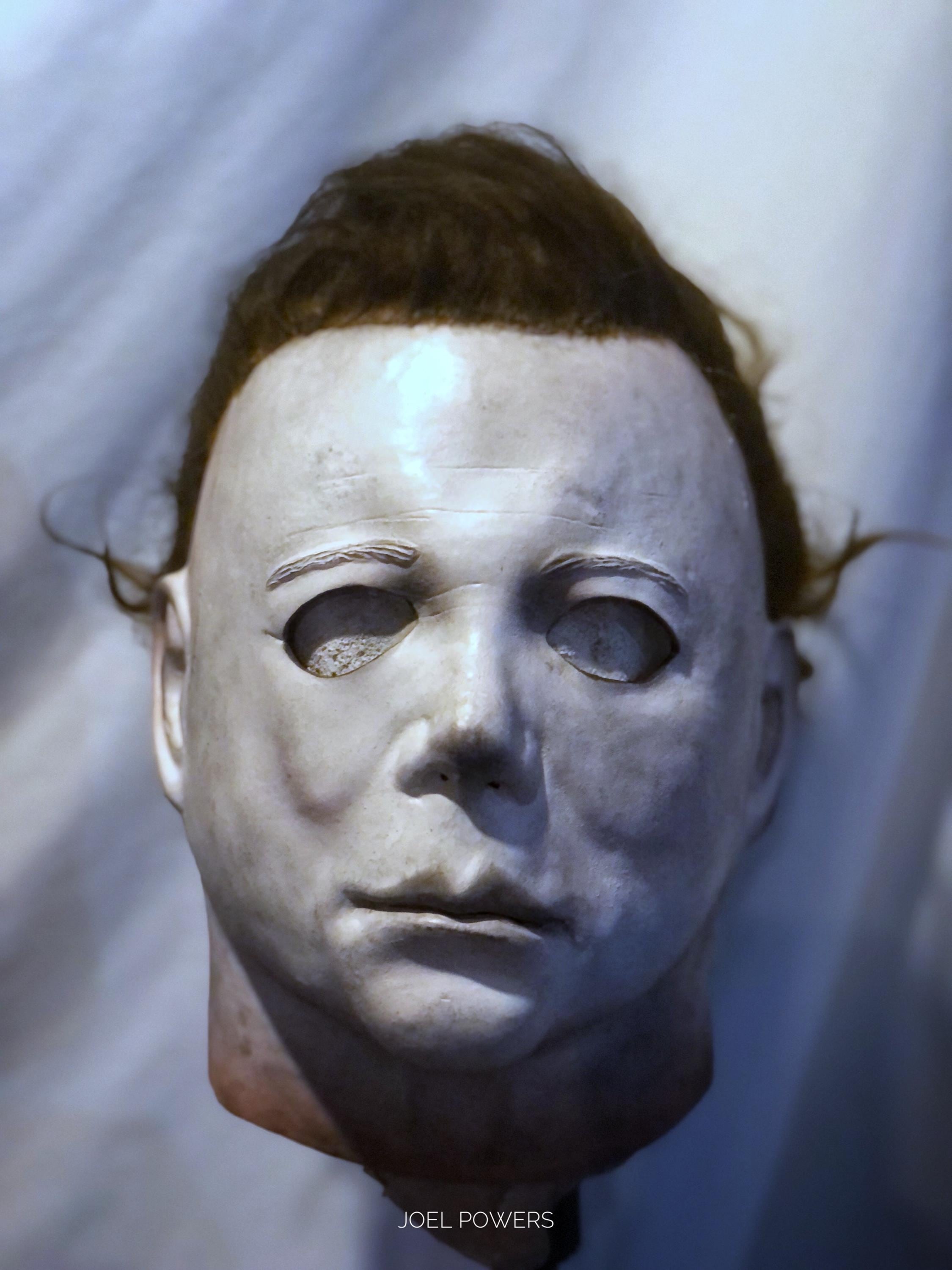 Michael Myers Halloween 1978 H1 Mask Replica: the “UL75 HD” - Hand