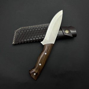Handmade Full Tang Hunting Knife: Engraved 4116 Steel Blade, Walnut Grip
