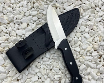 Handgefertigtes Bushcraftmesser: Edelstahl, schwarze Micarta Griff