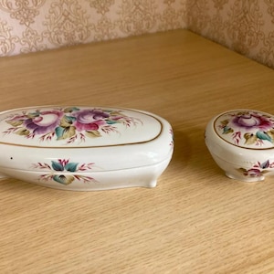 Vintage jewelry box. Hand painting, Vintage set of jewelry boxes, Korosten, porcelain / Floral motifs, Antique designer box for home decor