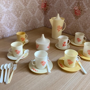 Vintage miniature tea set, doll tea set, Vintage Children's Soviet vintage game Tableware Children's dishes of the USSR, tableware for dolls