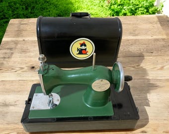 MACHINE À COUDRE Enfant VULCAN avec Boite d' Origine Année 50/60 EUR 50