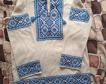 Vintage men's shirt in hippie style, Vintage men's shirt in boho style, Ukrainian vintage hand-embroidered men's shirt. festive shirt 4