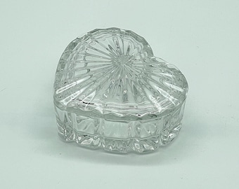 Joyero vintage de cristal de plomo Zajecar (24 %) en forma de corazón, fabricado en Yugoslavia en la década de 1980.