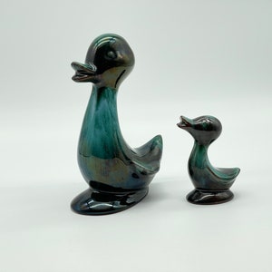 VTG, Blue Mountain Keramik, SET Mama & Baby Enten, grüne Tropfglasur, 1970er Jahre - Geschenk zum Muttertag!