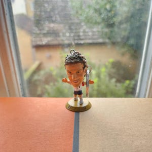 Retro David Beckham Keyring, England 2006 World Cup Home Kit