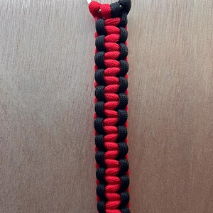 Paracord keychain