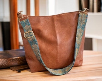 Crossbody leather bag for women, hobo bag, shopper, boho