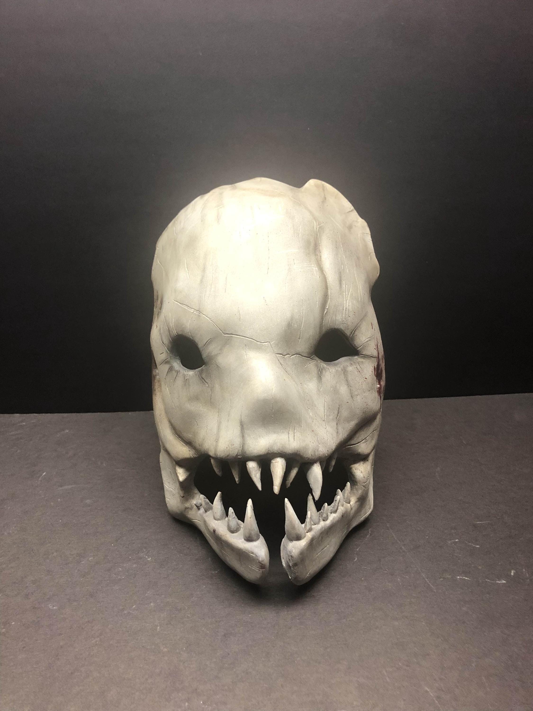 DEAD BY DAYLIGHT DBD トラッパーマスク Amazon.co.jp: [ジーティーライン] トラッパー お面 コスプレ