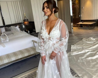 Bridal Robe with 3D butterflies, Handmade wedding robe, Custom bridal robes, Tulle getting ready robe, Plus size robe, Bride robe, Honeymoon