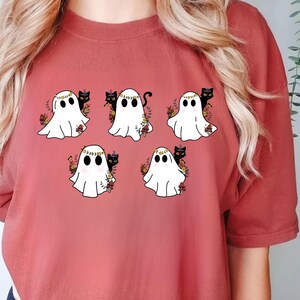 Ghost Cat Shirt, Cat Ghost T-Shirt, Cute Cat Lovers Shirt, Retro Ghost Halloween, Halloween Cat T-shirt, Spooky Season Gift, Halloween Gifts
