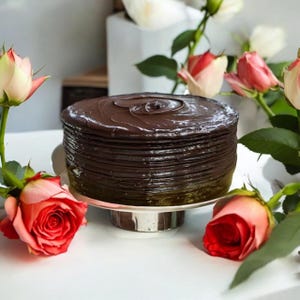 Eenvoudig ultieme vochtige chocoladetaartrecept met chocoladefudge voor vulling en glazuur Recept, digitale download