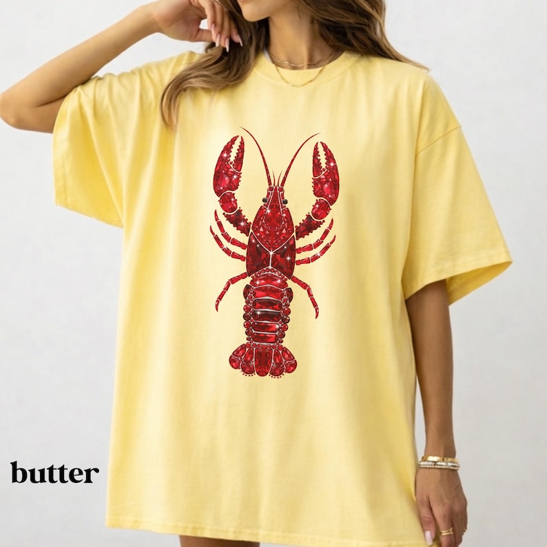 beach day outfit with lobster graphic tee and oversized fit
