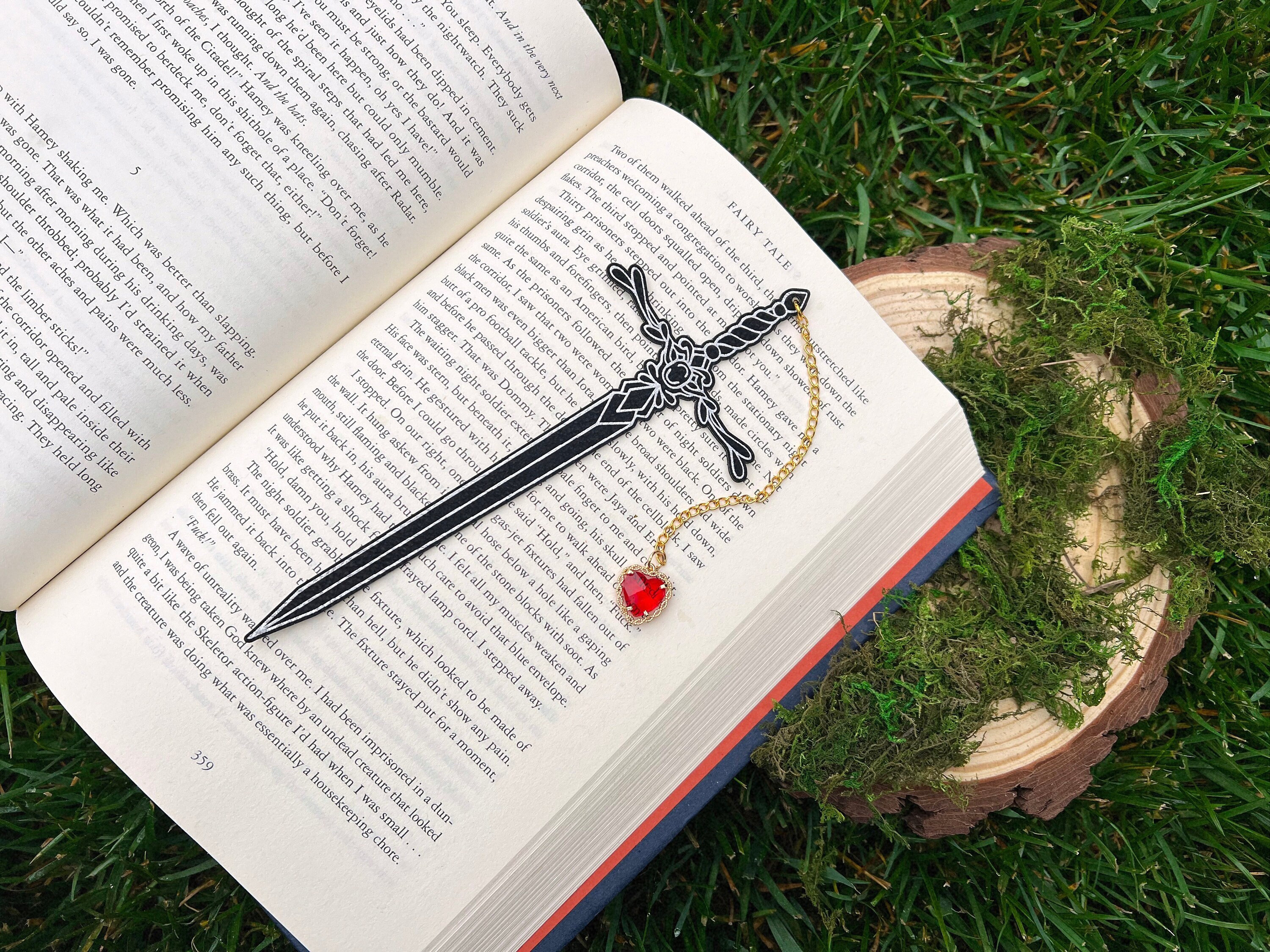 Heart Piercer Sword Bookmark, Faux Leather Bookmark, Fantasy Bookmark, Elven-Inspired Bookmark, Gift for Readers, Elf Fairy Fae Bookmark