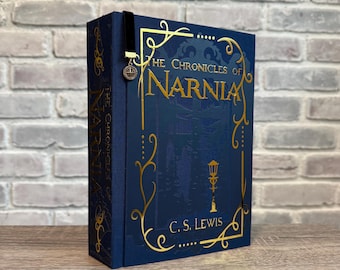 Las Crónicas de Narnia (7 historias en 1) de C.S. Lewis ~ Libro encuadernado, tapa dura ~ Hecho a mano, diseño original ~ Marcapáginas de terciopelo adjunto