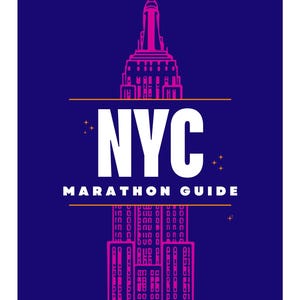 Può includere: Design grafico per una guida alla maratona. L'immagine presenta un'illustrazione rosa stilizzata dell'Empire State Building su uno sfondo blu scuro. Il testo "NYC MARATHON GUIDE" è ben visibile in bianco.
