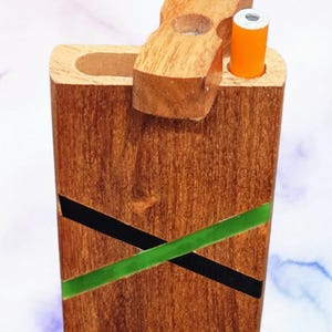 Handmade 4&quot; Wooden Dugout- Honduras Wood with Engraved Decorative Inlay and Twist Top Lid includes a Cigarette look Metal One Hitter Pipe