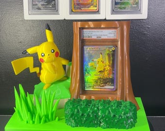 Treekachu Pikachu Héroes Ascendidos Ilustraciones Arte PSA Tarjeta Calificada Soporte de Exhibición 151 Pokémon 30 Aniversario Promo TCG BGS CGC Etiqueta