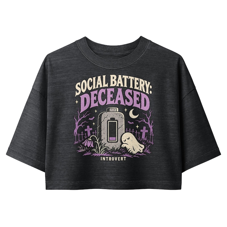 Social Battery Deceased Crop Top, Funny Halloween Introvert Cropped Tee, Spooky Season Boxy Crop T-Shirt for Women