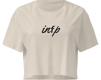 Weißes INFP-Crop-Top, kurzes T-Shirt mit Schreibschrift für den Persönlichkeitstyp MBTI, MBTI-Geschenk für sie, minimalistisches Damen-Crop-Top