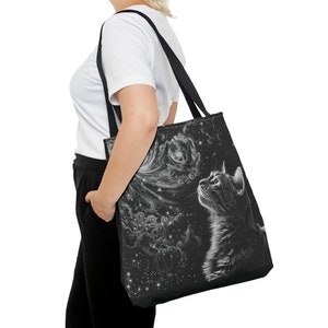 Kosmische Katzen Tasche, kosmische Kunst, schwarz weiss Realismus, psychedelische Traumlandschaft, Kreide Kunst, kartierte Welten, trotzen der Schwerkraft